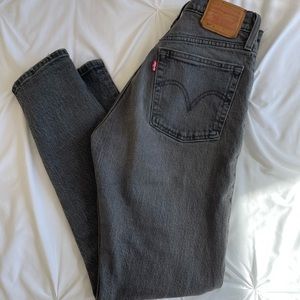 Black 501 Levi’s Jeans